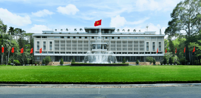 8 địa điểm tham quan ở Sài Gòn không thể bỏ qua - Vntrip.vn